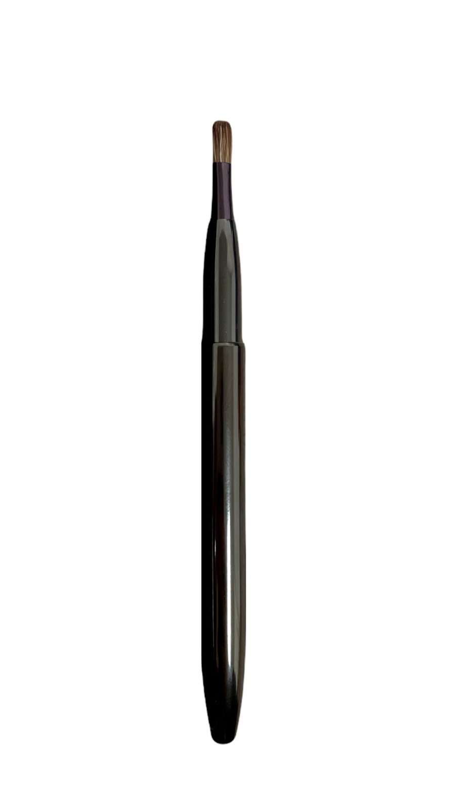 shiseido the makeup portable retractable lip brush 1673853193.jpg 5d0460989748f0f41f540558e5dfabcd